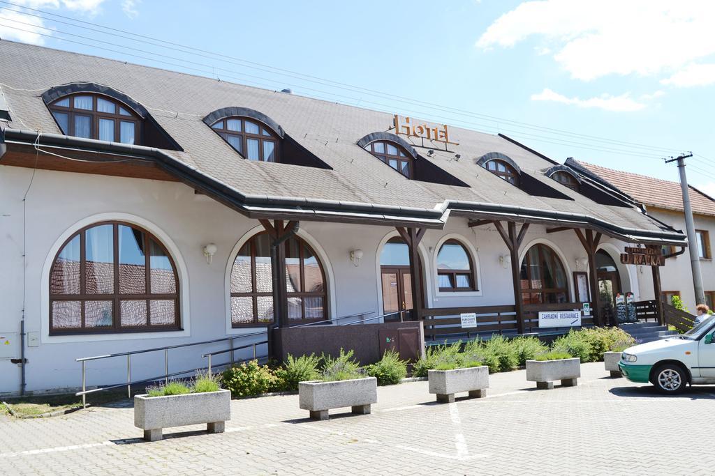 Hotel U Racka Ostrožská Nová Ves Εξωτερικό φωτογραφία