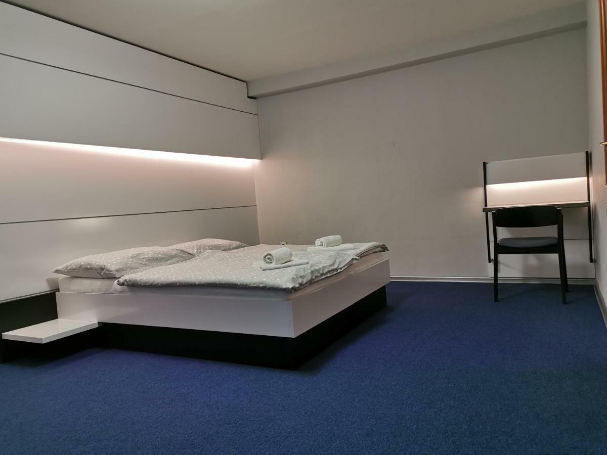 Hotel U Racka Ostrožská Nová Ves Εξωτερικό φωτογραφία